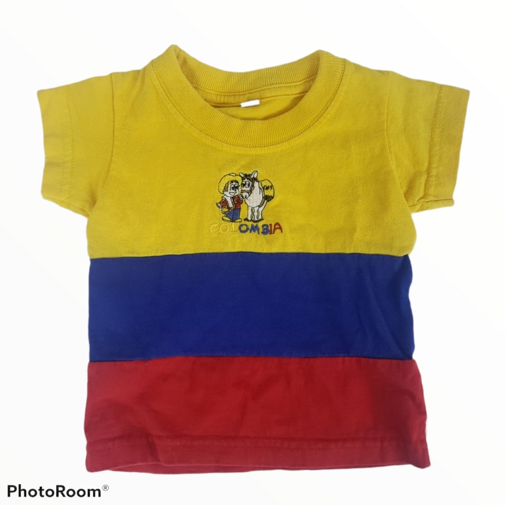 Infant Colombia Tshirt Size 0 Soccer - Picture 6 of 6